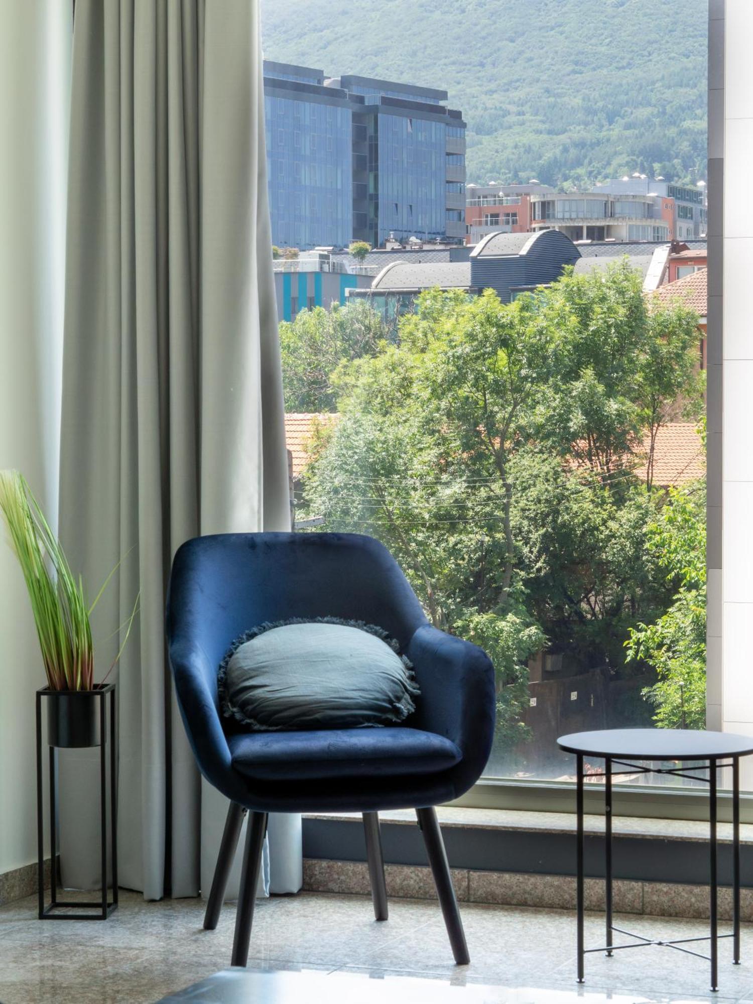 Vertigo2 Huge Apartment 2 Bedrooms Balcony Parking Sofia Buitenkant foto