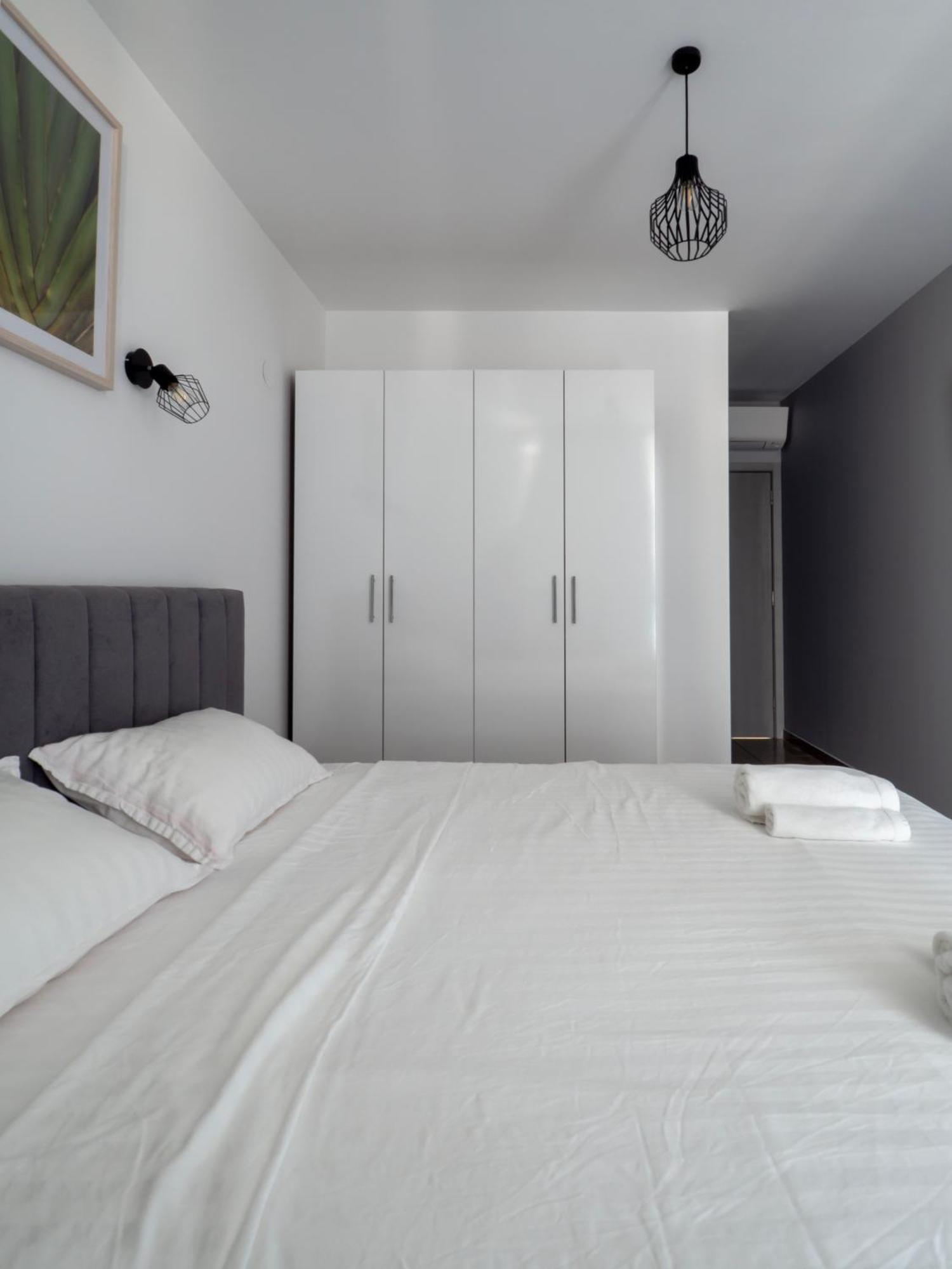 Vertigo2 Huge Apartment 2 Bedrooms Balcony Parking Sofia Buitenkant foto